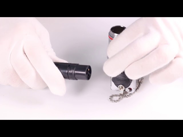 Metal Shielding Cicular Konektor Daya Tahan Air 3 Pin Tipe Pemasangan Panel